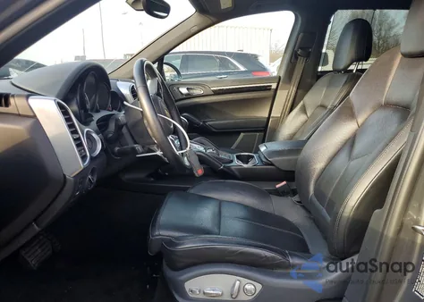 2017 Porsche Cayenne z USA, uszkodzony, nr VIN WP1AA2A27HKA91912